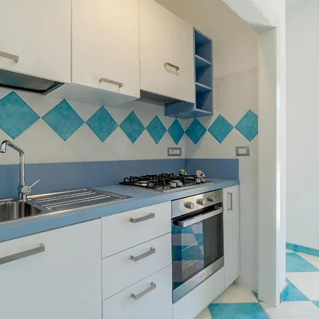 Lovely In With Kitchen